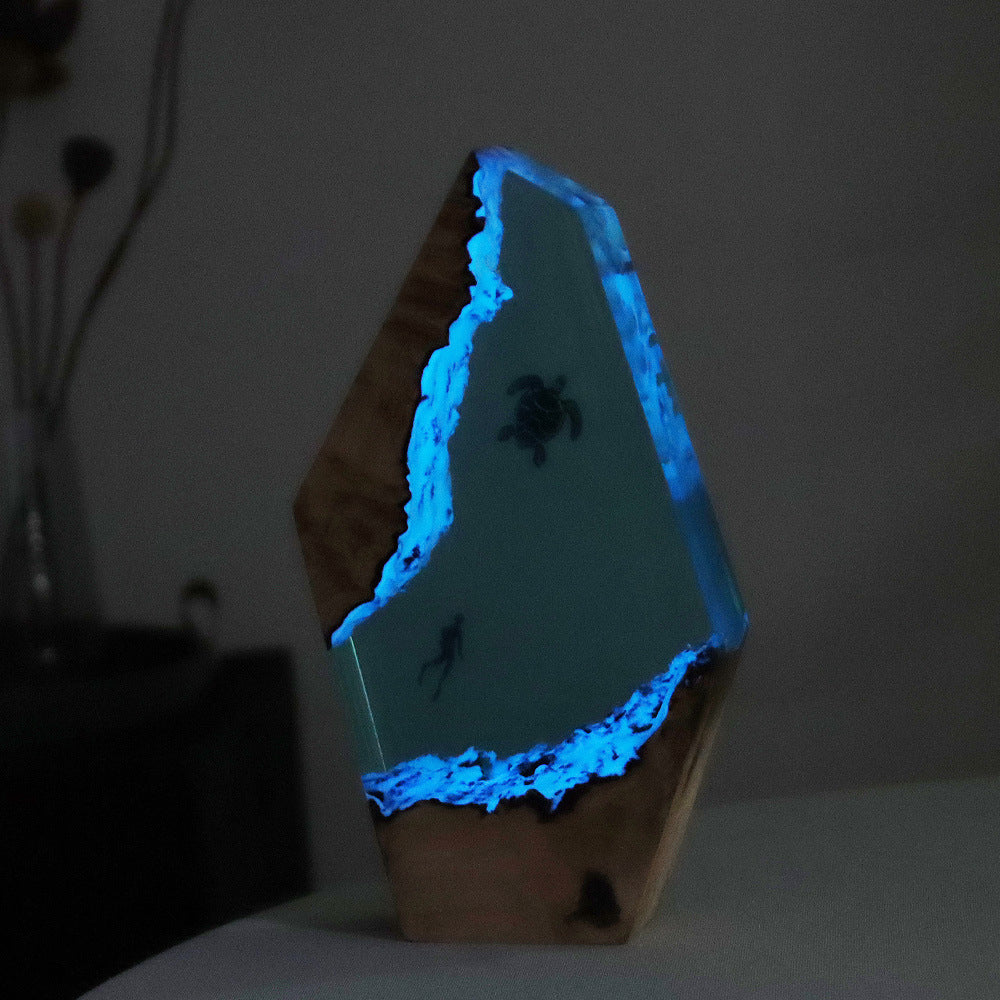 Turtle Diving Solid Wood Resin Light